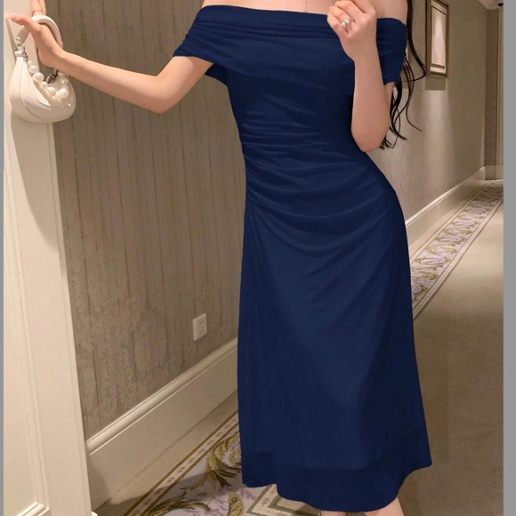 DAZY Ruched Side Mesh Overlay Dress - Dark Blue, Size M - Picture 5 of 5